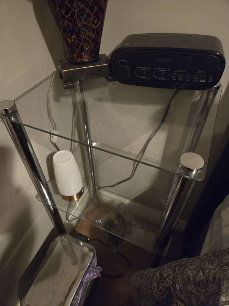 Side/end table - photo 2