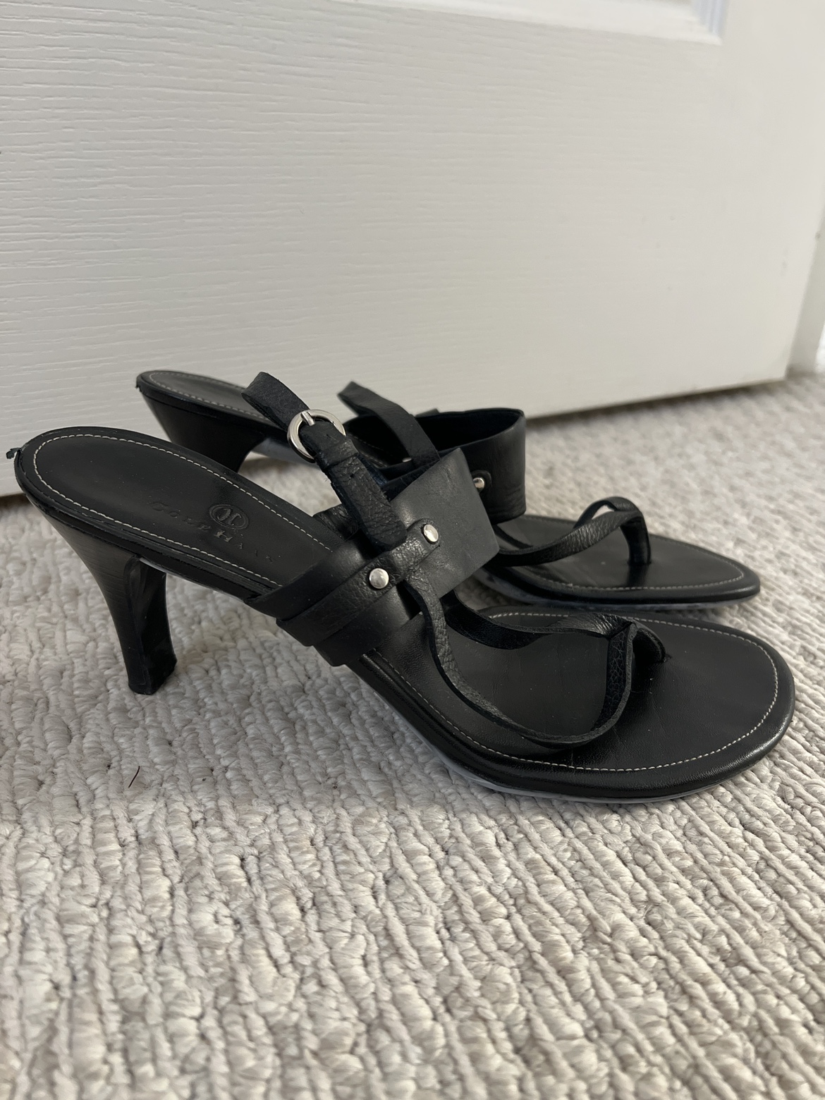 PAY WHAT YOU CAN - Cole Haan Sandals thumbnail