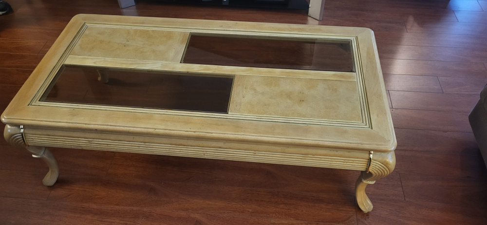 coffee table and 2 end tables - photo 2