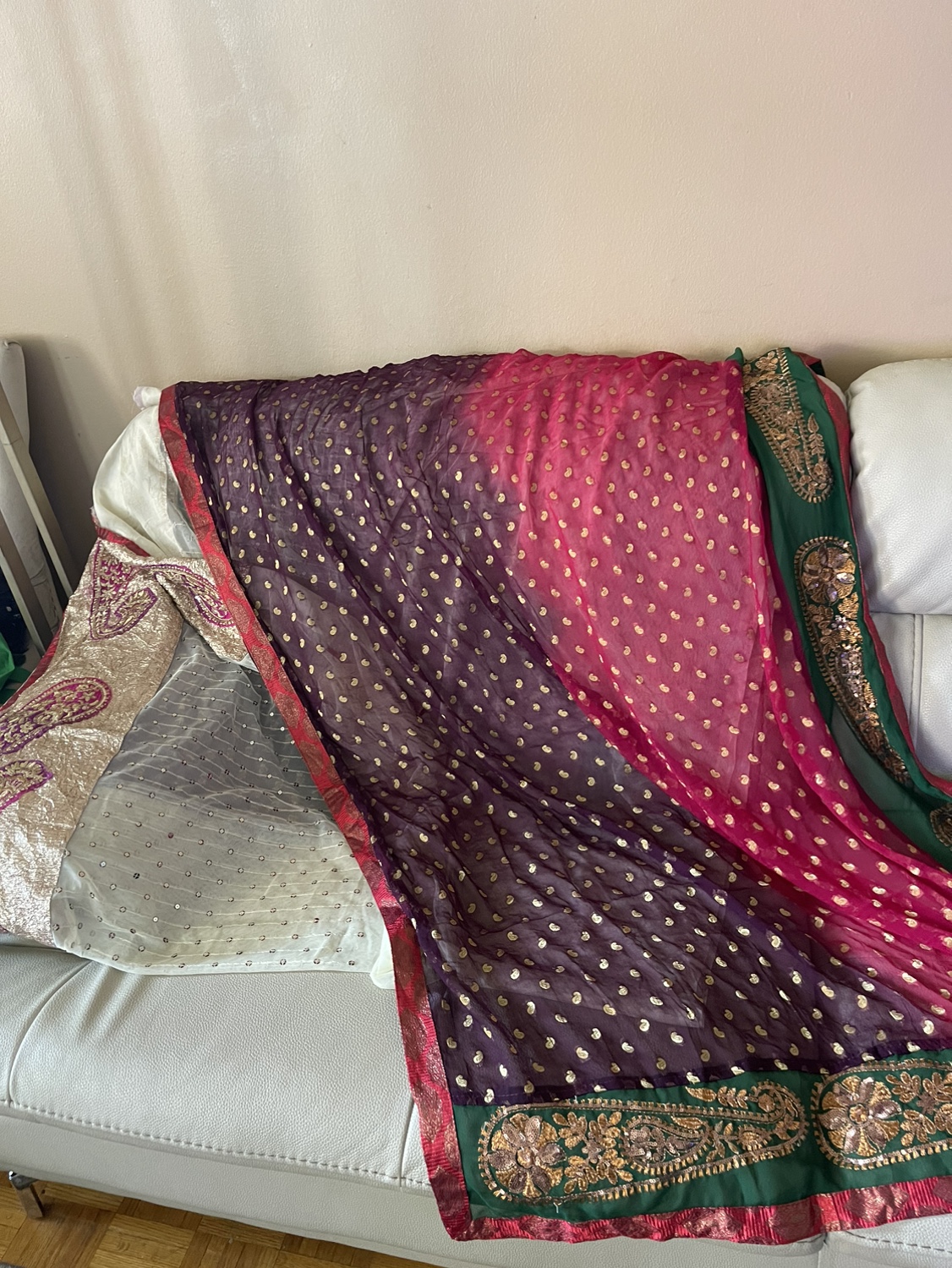 Party Sari image indicator(2)