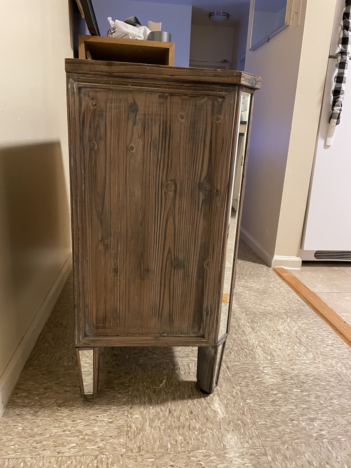 Mirrored Cabinet - photo 3