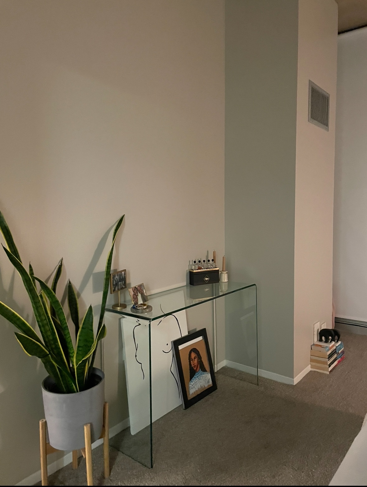 Modern Acrylic Console Table - photo 2