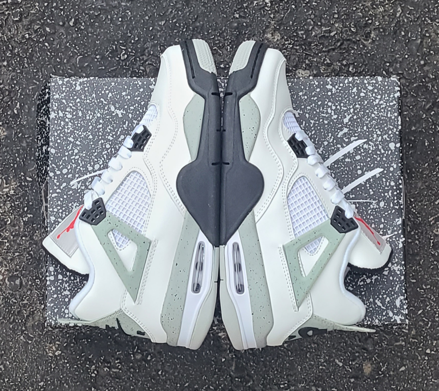 Jordan Retro 4 White cement shoe Basketball Shoes thumbnail