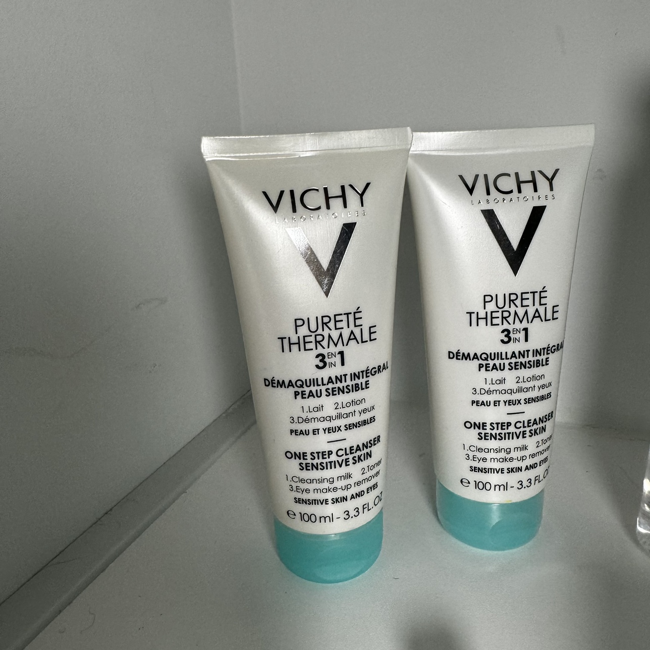 Vichy 3 in 1 Makeup Remover x2 (new unused) ⚽️ thumbnail