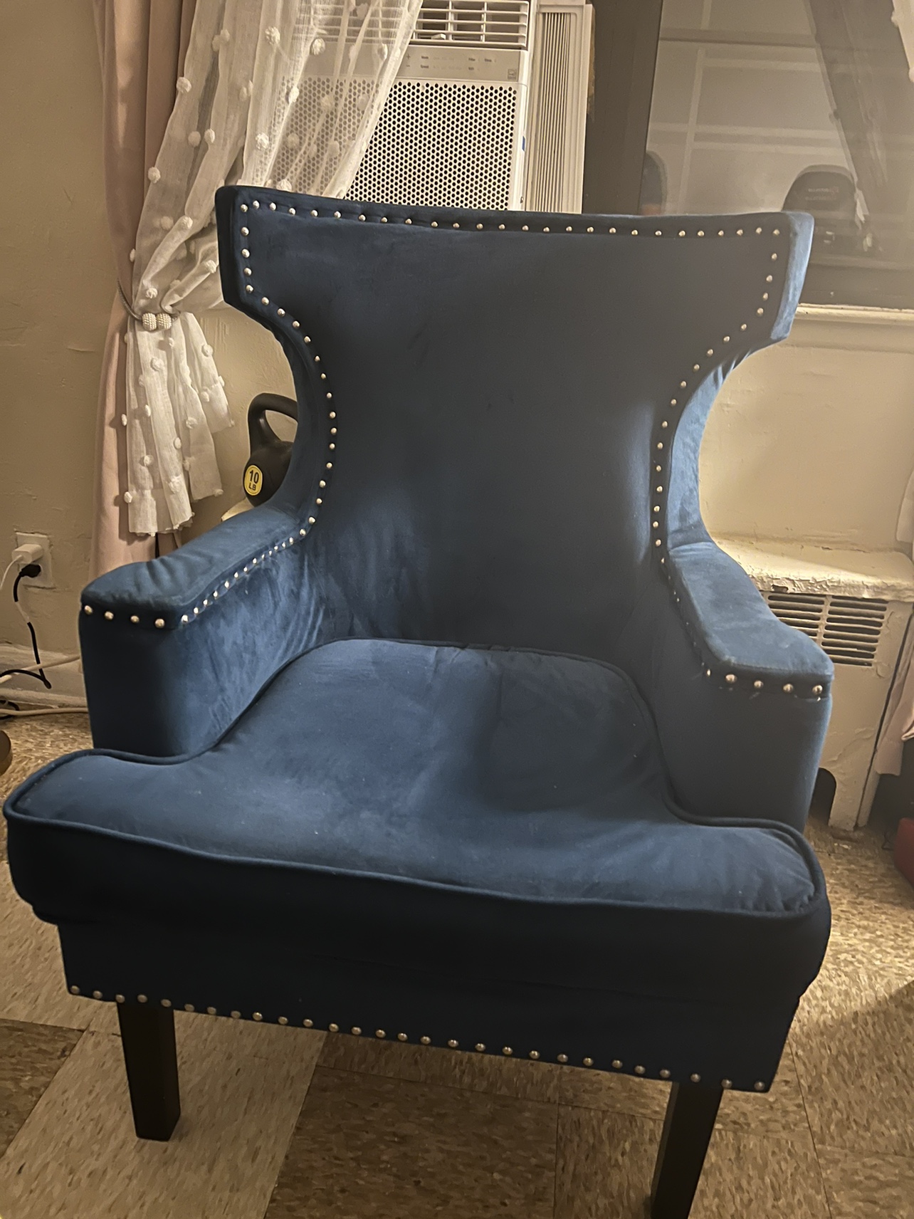 Living room chair - photo 2