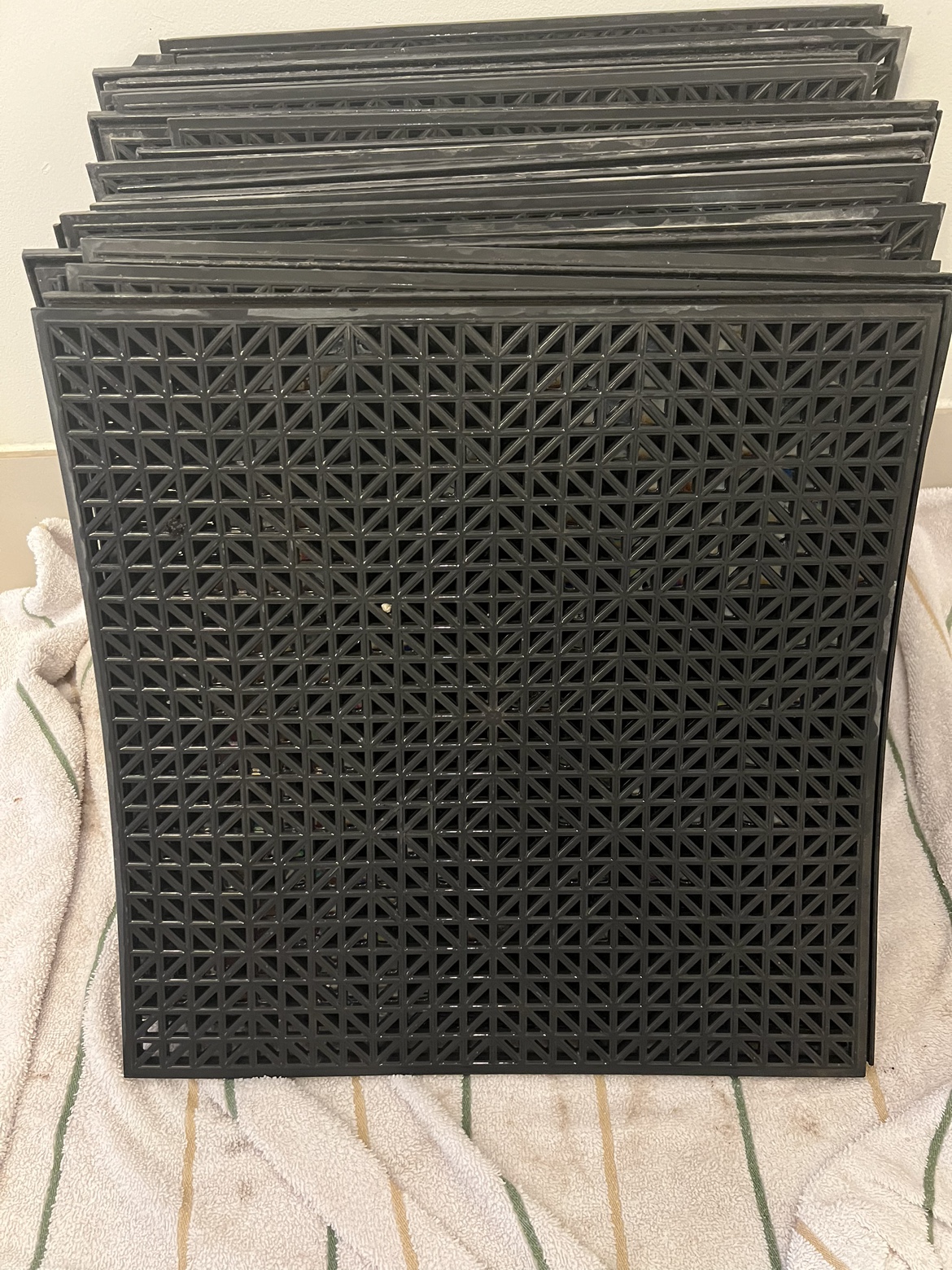 43 PVC flexible self draining indoor/outdoor tiles - photo 3