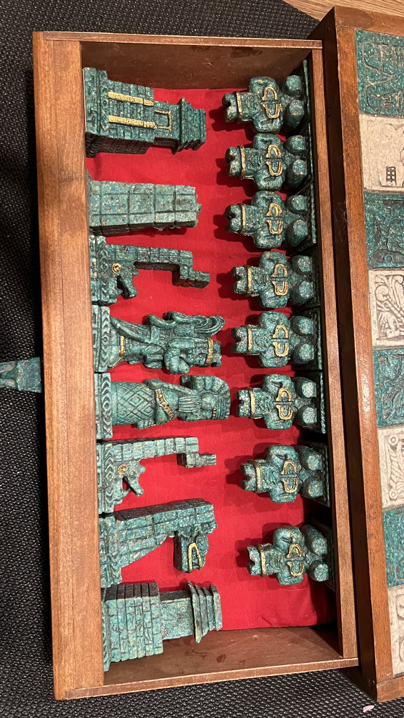Vintage Aztec/Mayan Chess board - photo 2