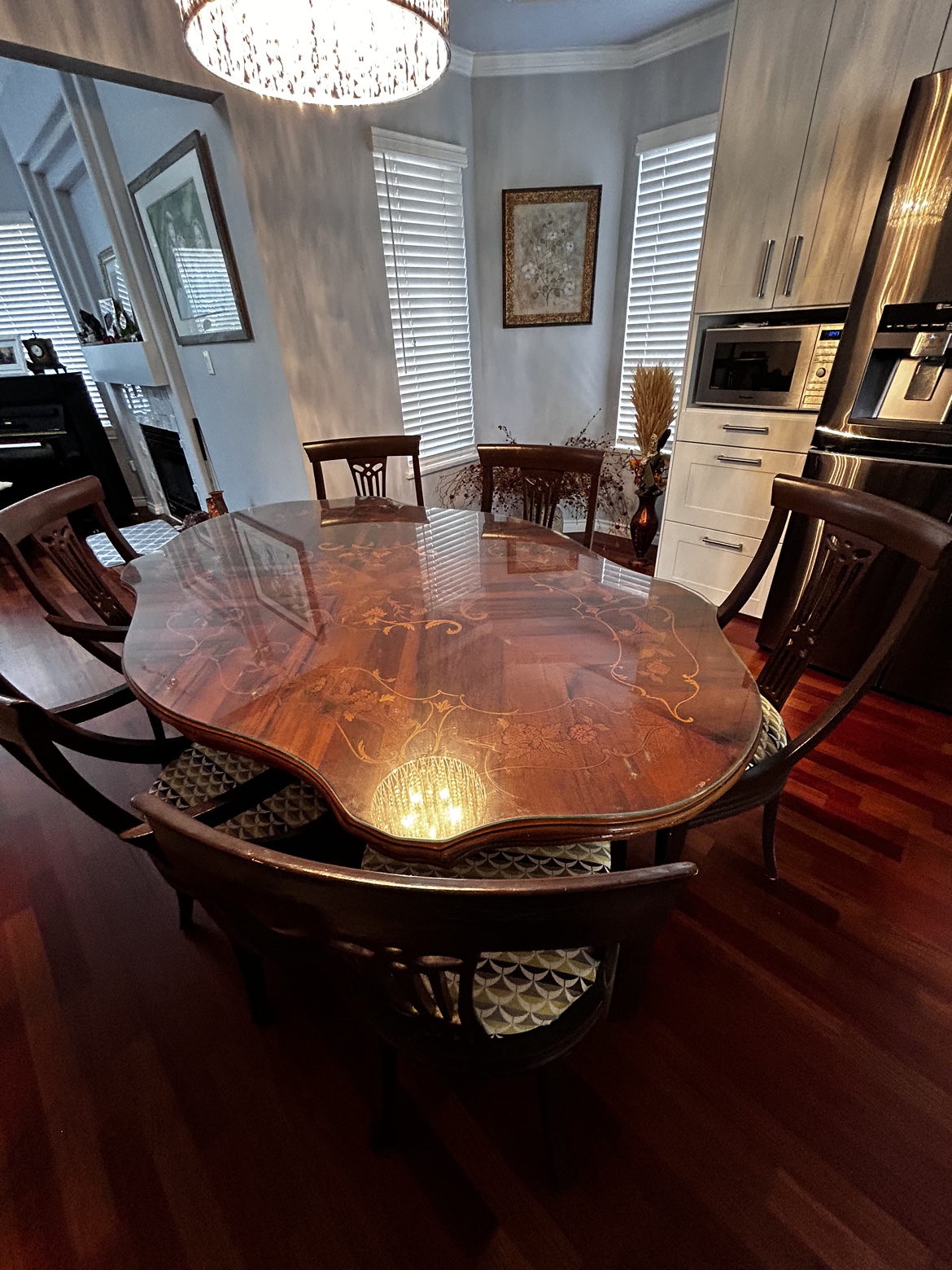 Dining table with 6chairs