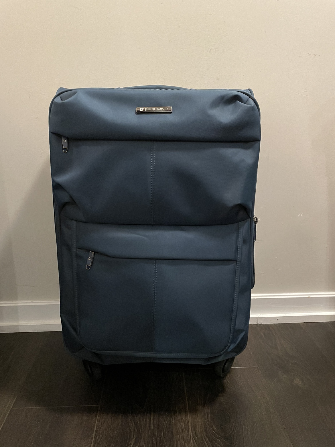 Medium Suitcase