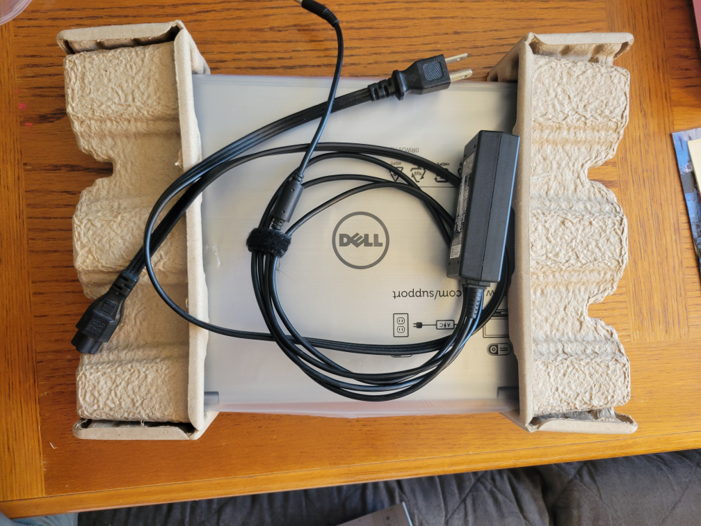 Dell Inspiron 13 2-in-1 laptop 7000 series - photo 3