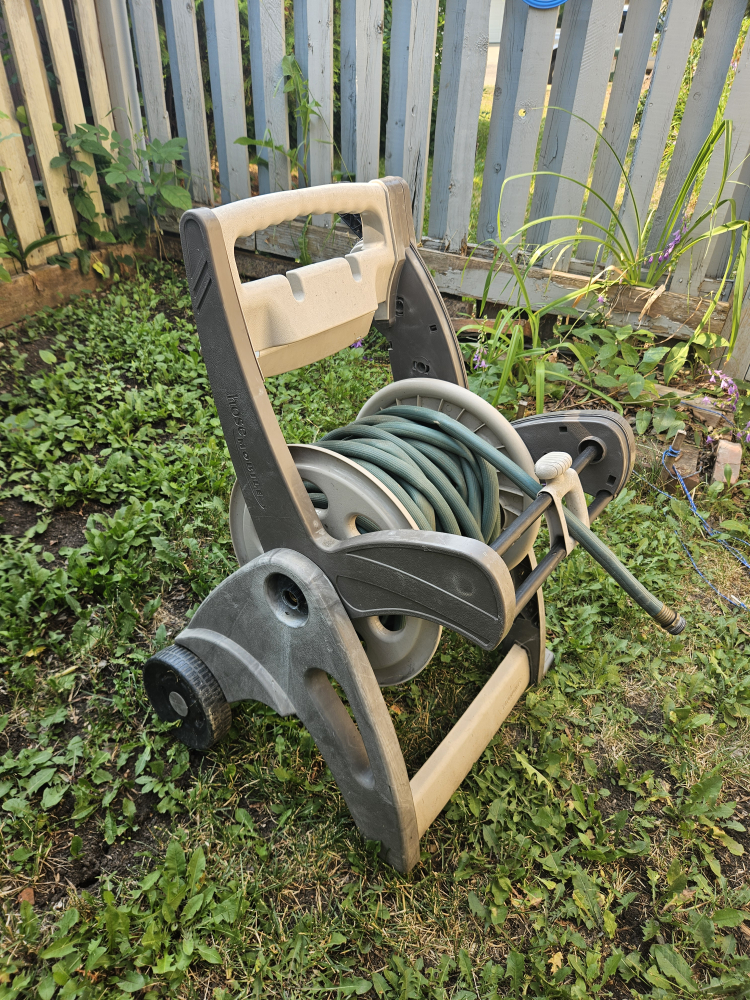 Garden hose with reel  cart