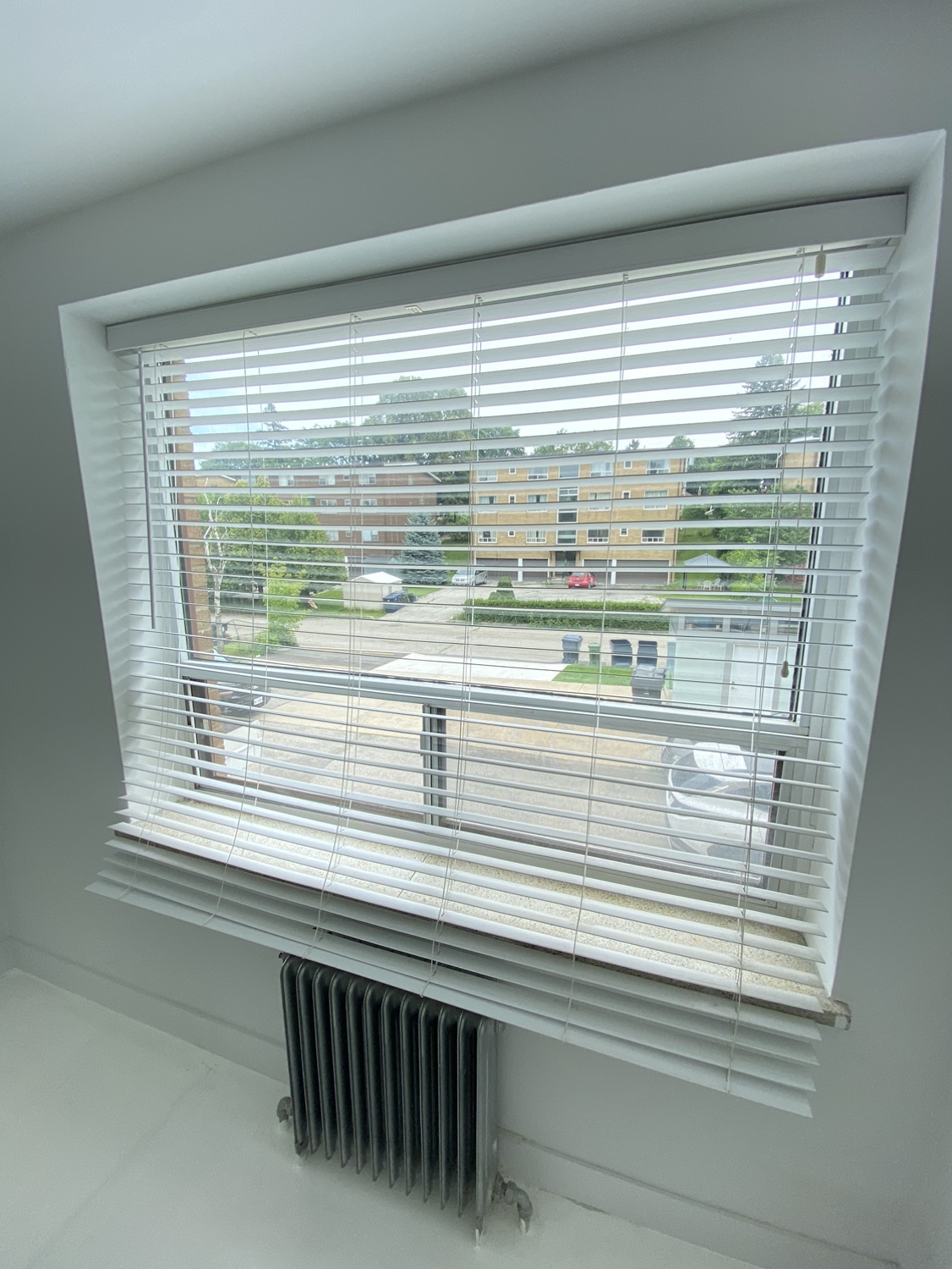 White Blinds - photo 4