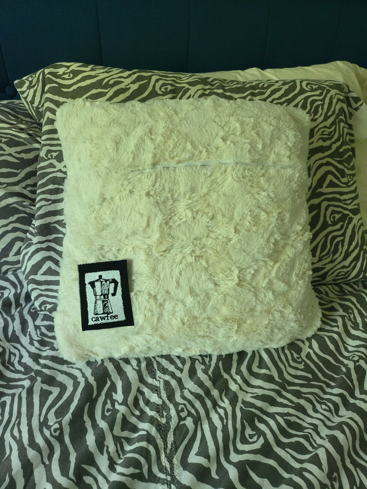 decorative pillow ⚽️ image indicator(5)