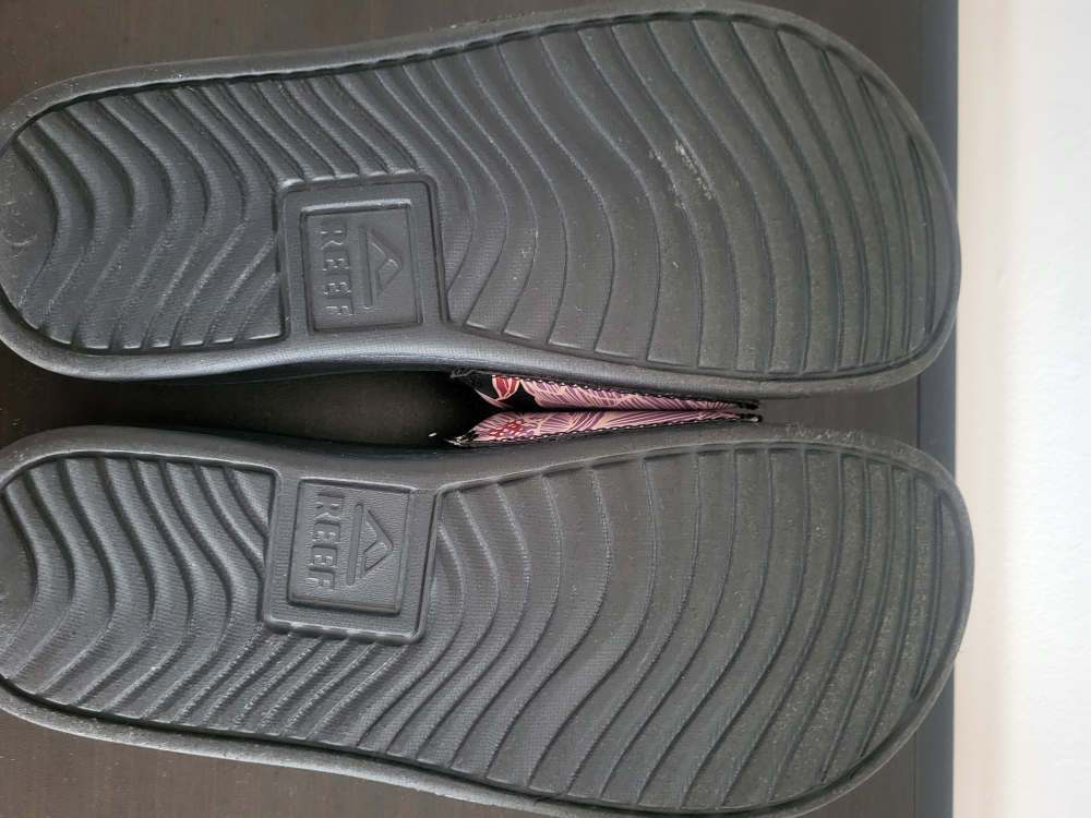 🌺 Reef Water Friendly Floral Slides Size 7 image indicator(7)