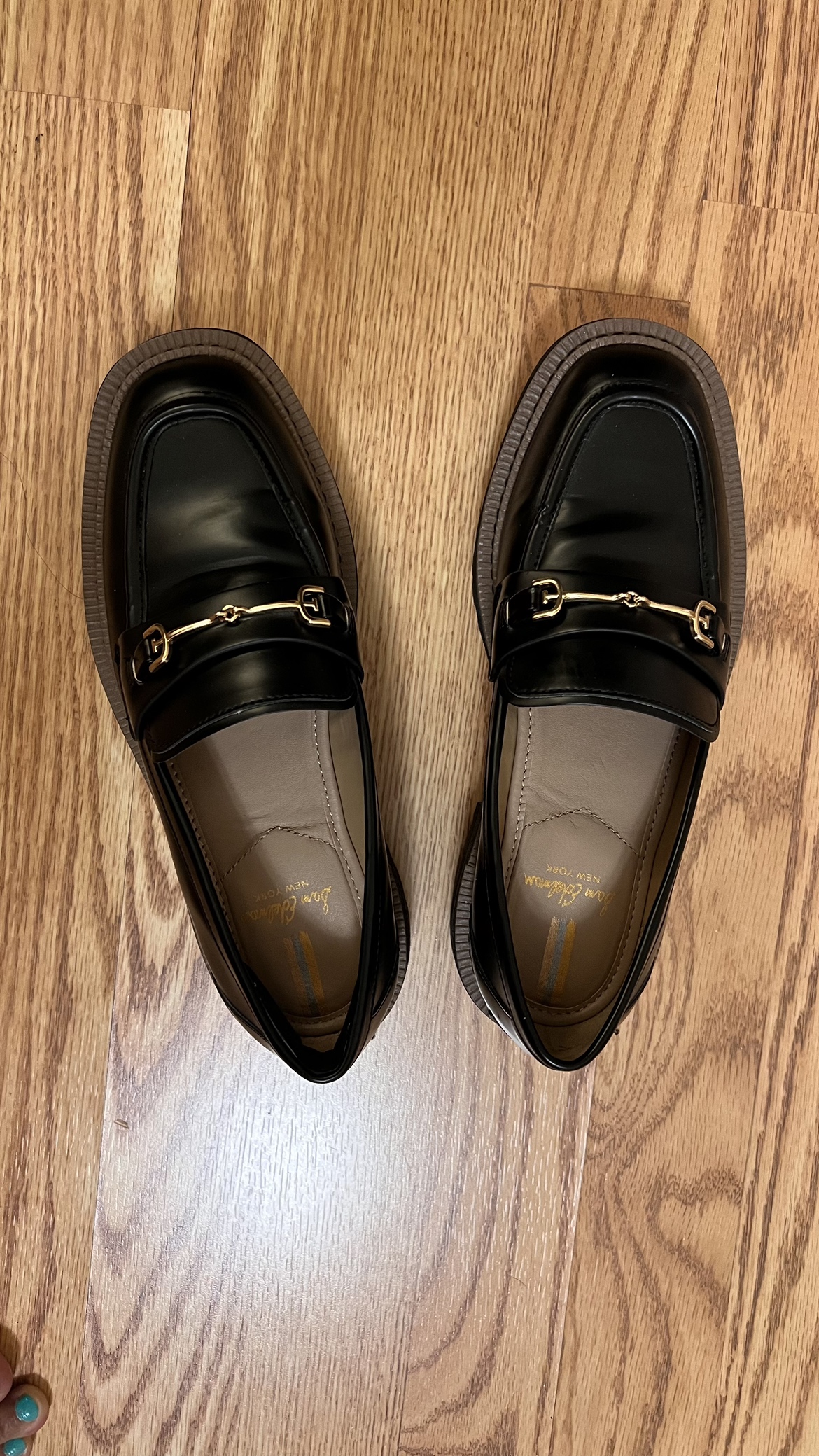 Women's leather shoe 6.5