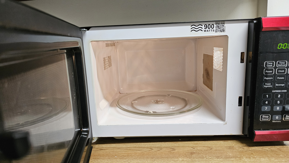 Microwave - photo 2