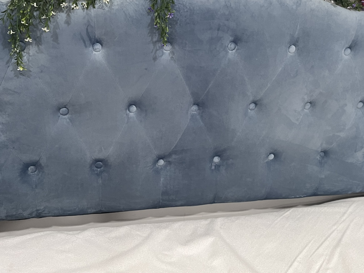 Silica queen mattress with board and headboard - photo 2