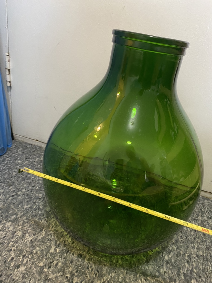 Big Green glass jar image indicator(2)