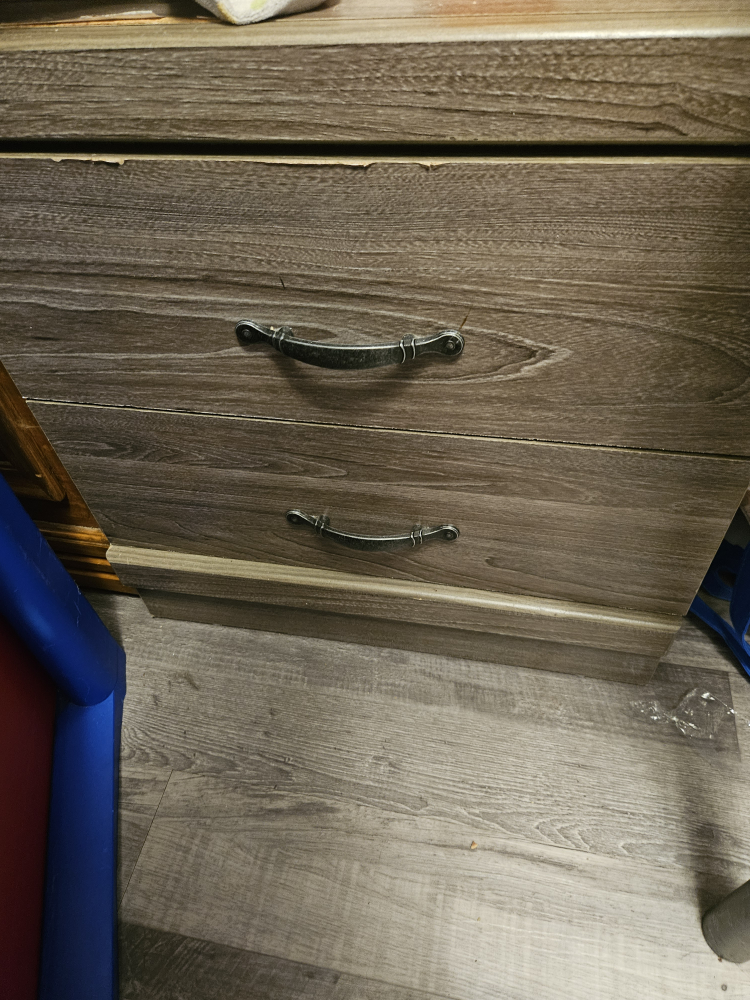 dresser