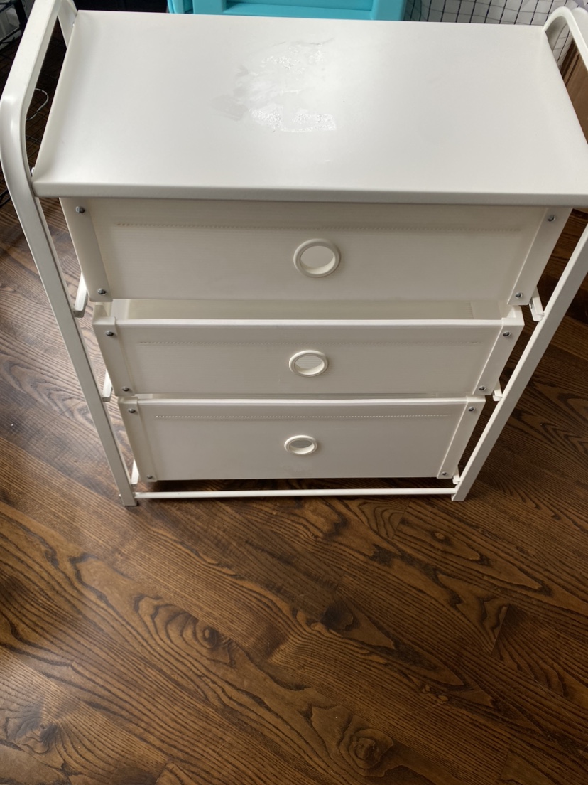 IKEA Lote 3 drawer chest