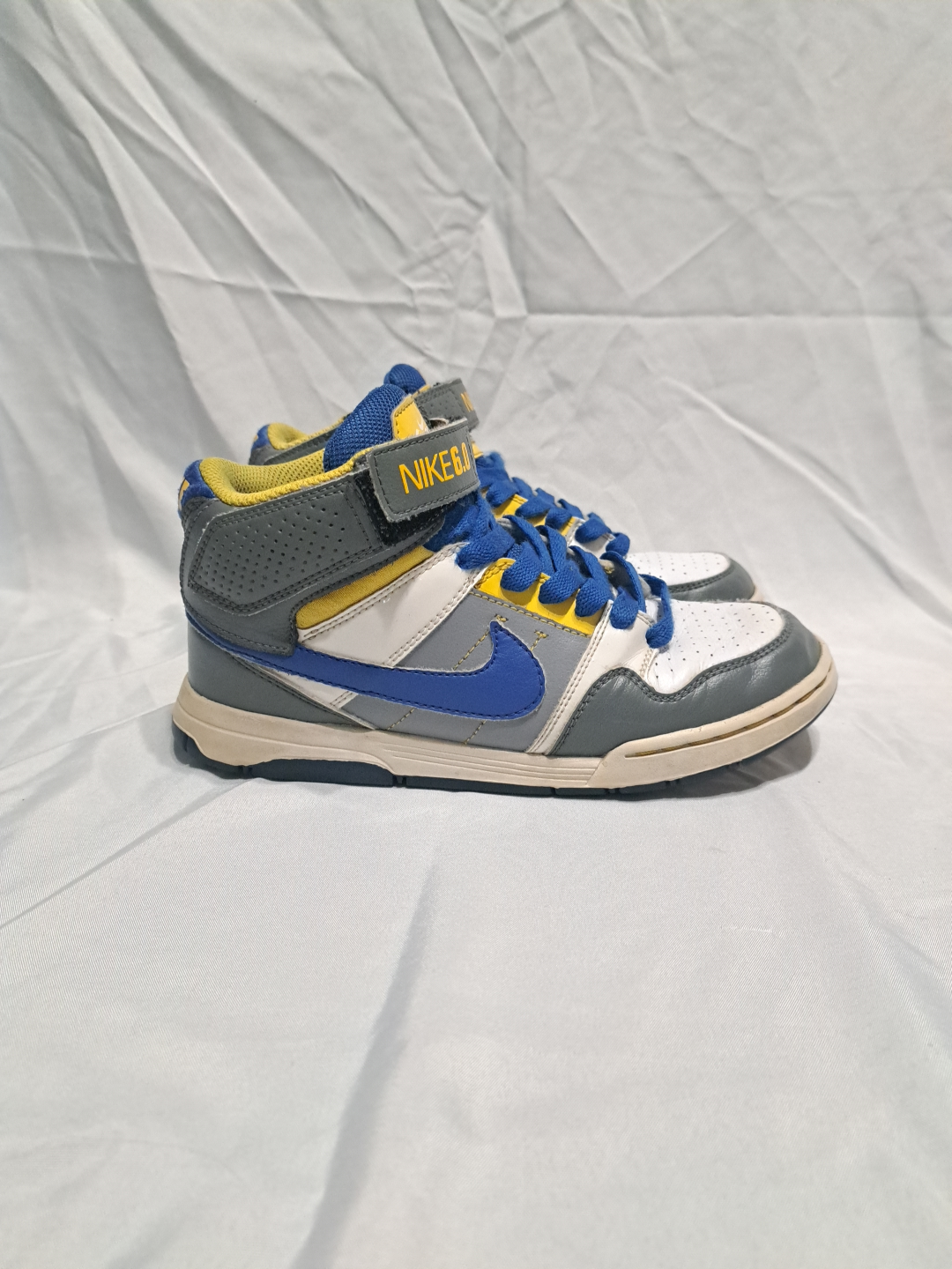 Nike Shoes Kids 4y