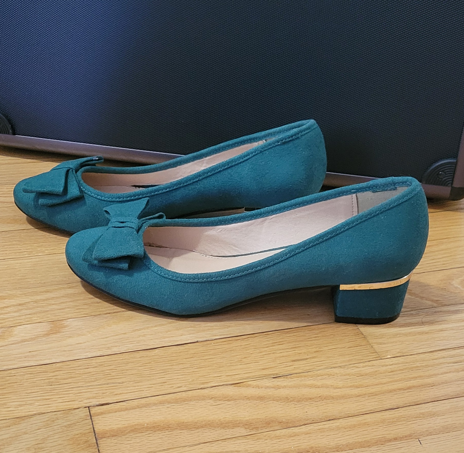 🧡 Slightly used ladies shoes image indicator(2)