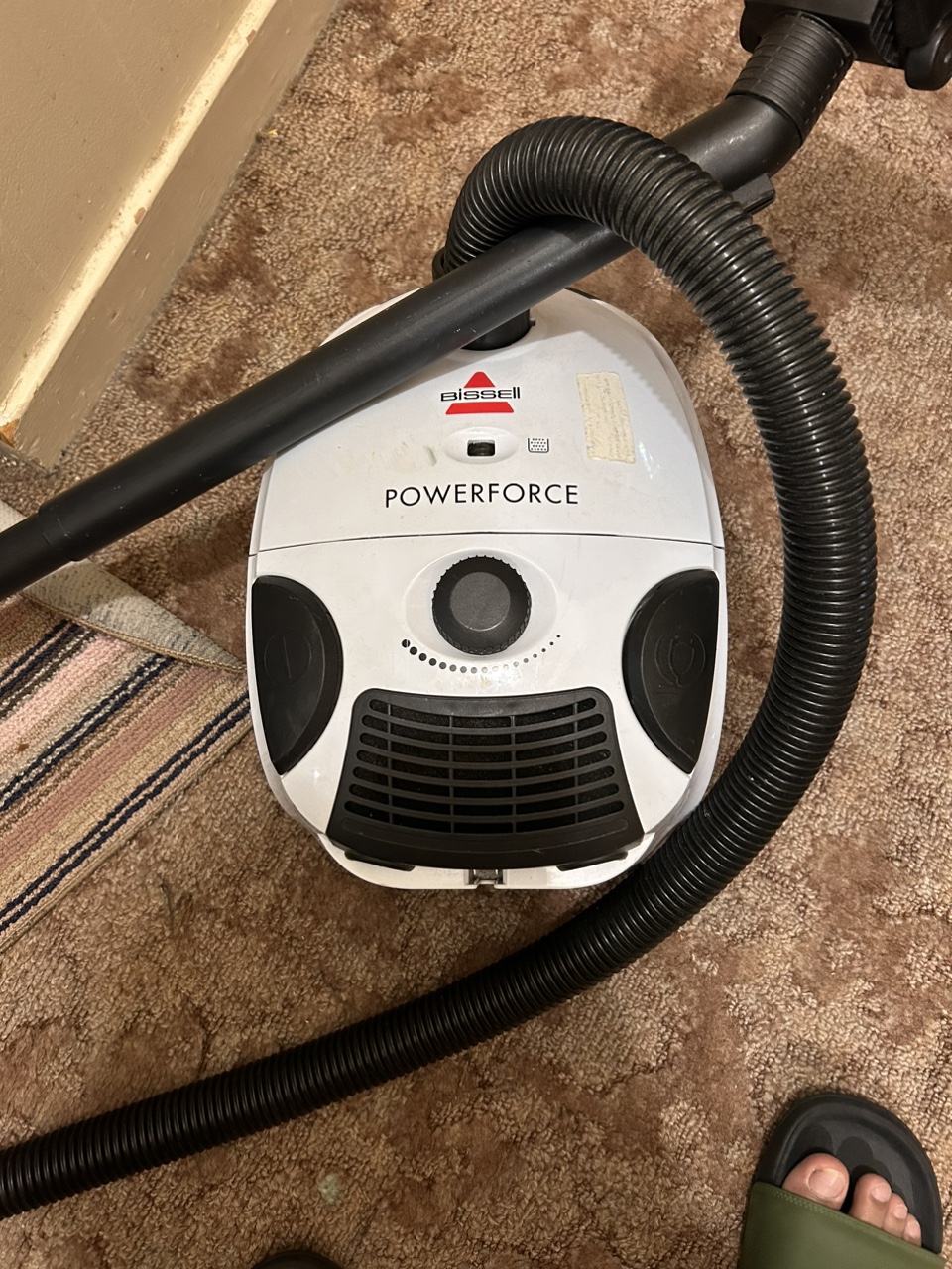Vacuum cleaner - photo 2