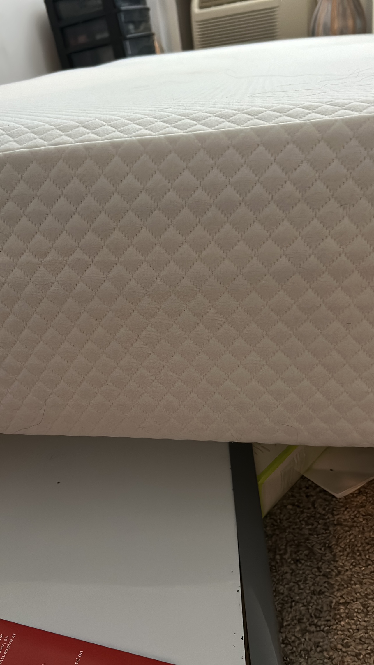 Queen size foam mattress