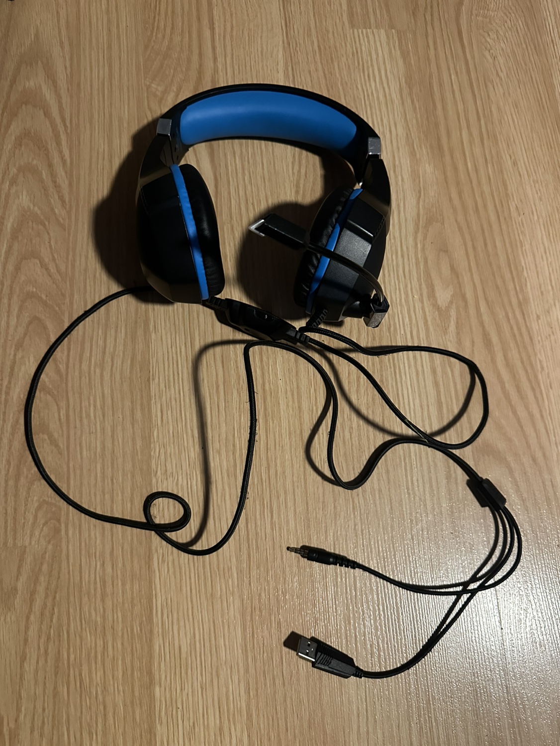 Black and Blue Beexcellent Headphones, Mic, Dual Port Option - photo 4