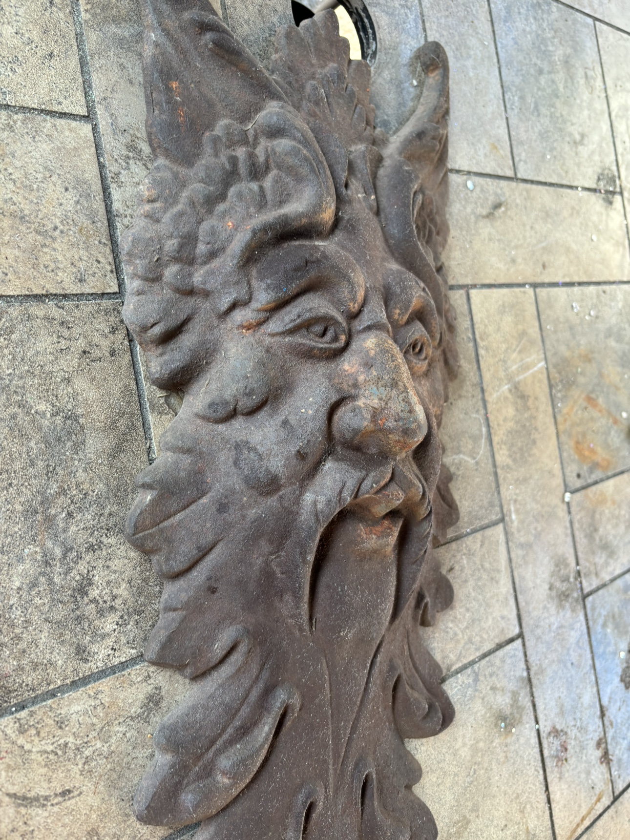 Cast iron green man - photo 3