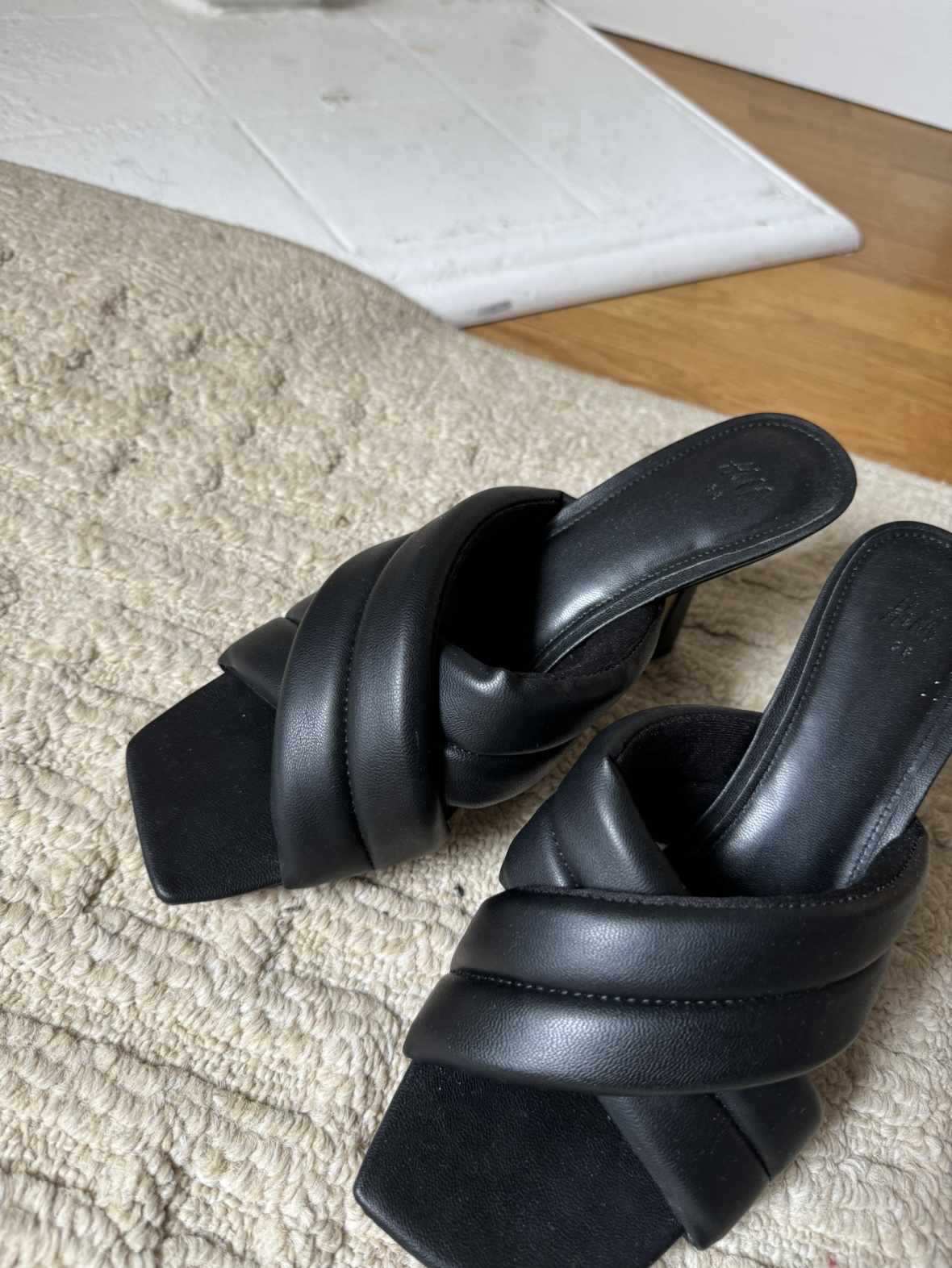 H&M sandals image indicator(4)