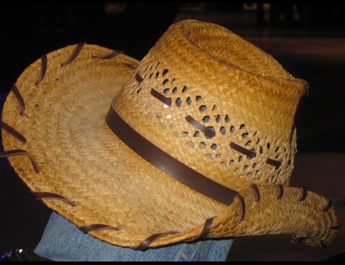 Cowboy Hat ⚽️ image indicator(2)