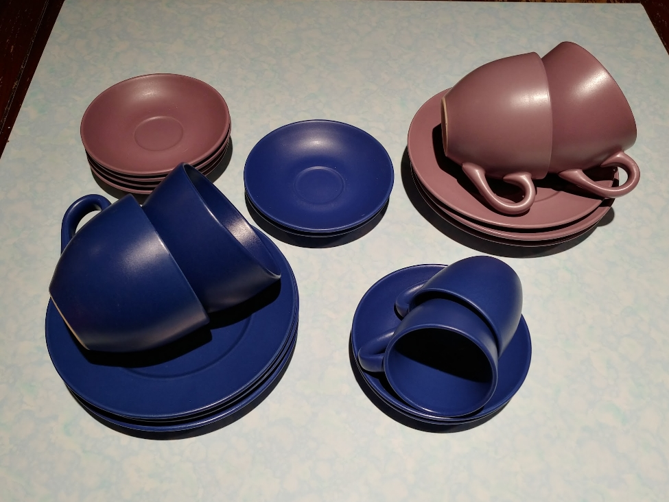 Assorted Coffee/Espresso cups & plates image indicator(2)