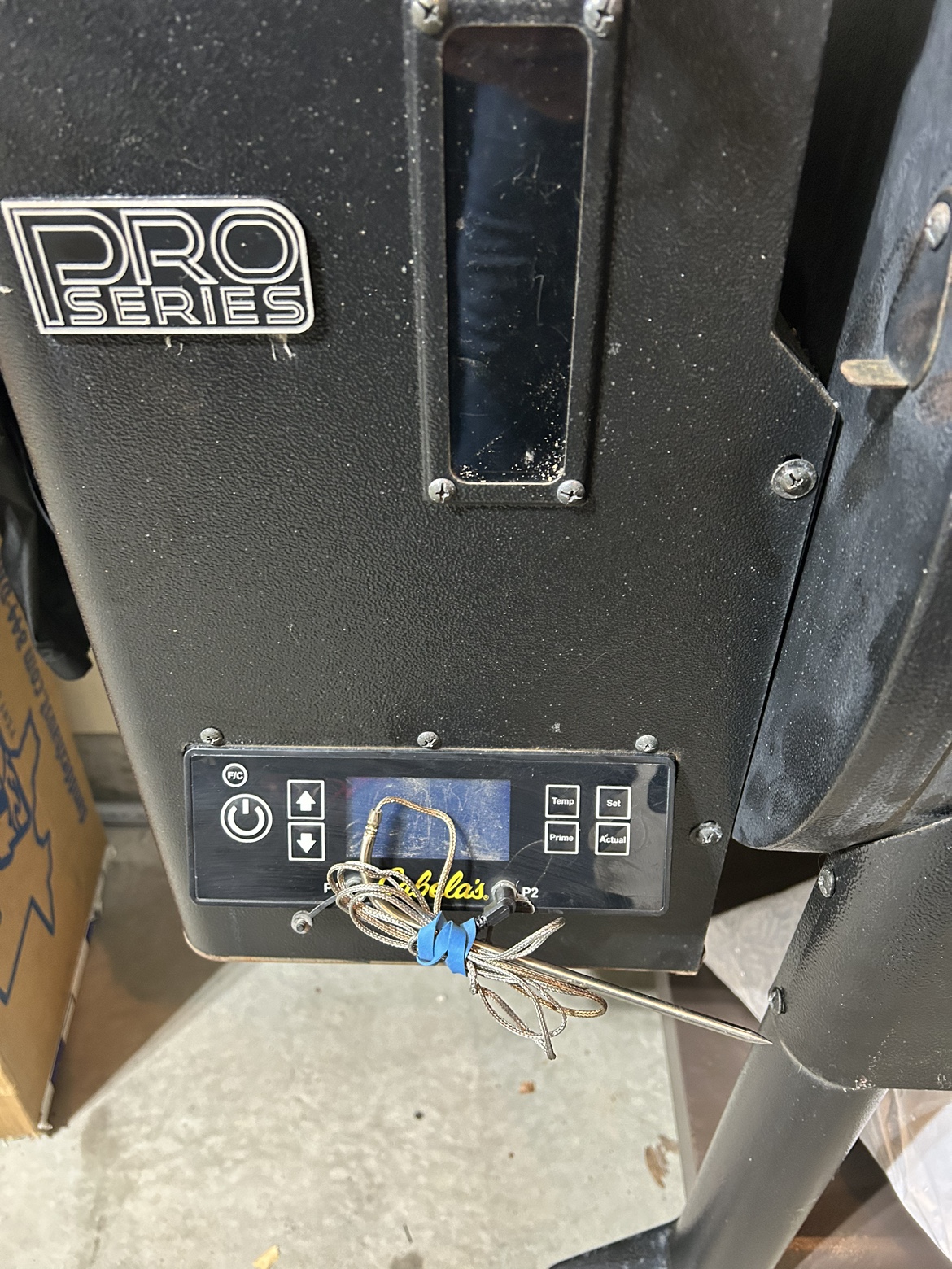 Cabela’s Pro Series Smoker and Shop Vac Ash Vacuum - photo 3
