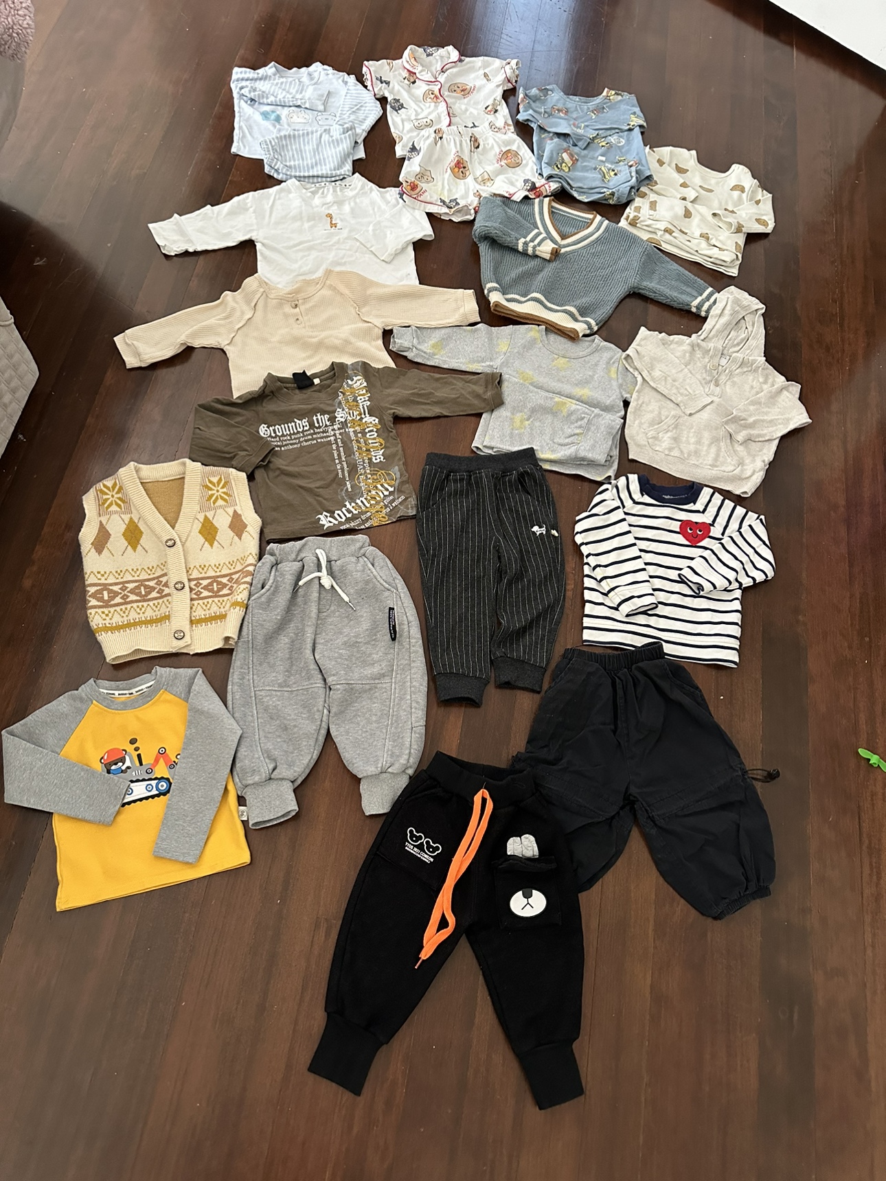 Boy clothing for sale thumbnail
