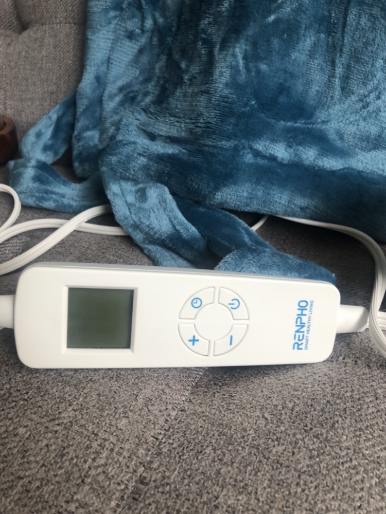 Brand New Blue Heating Pad Machine Washable - photo 2