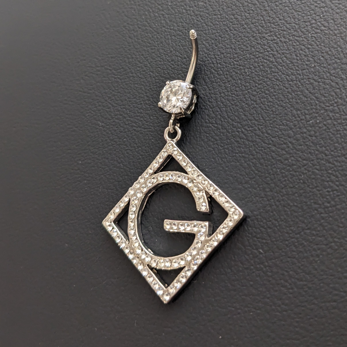 GUESS inspired body pierce / curved barbell ring image indicator(2)