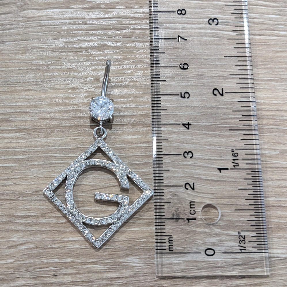 GUESS inspired body pierce / curved barbell ring image indicator(3)