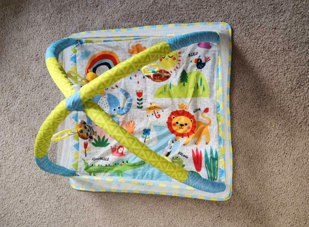 ⚽ Baby Play Mat with Hanging Toys thumbnail