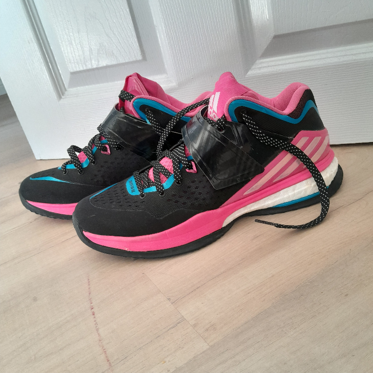 Adidas Robert Griffin 3 image indicator(4)