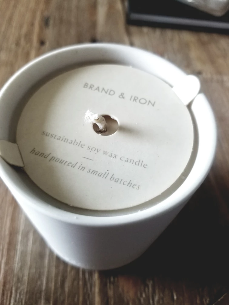 BRAND NEW! BRAND & IRON Laconic: Zephyr Soy Candle 8oz image indicator(7)