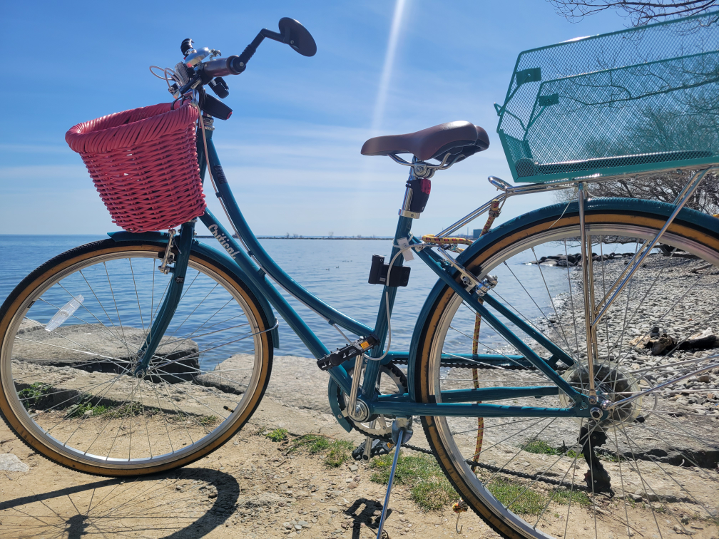 Beautiful woman bicycle - photo 2