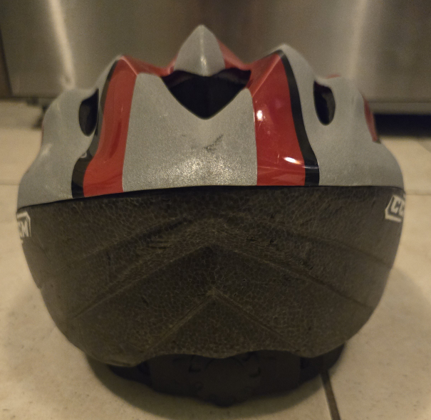 CCM Adult Bike Helmet image indicator(2)