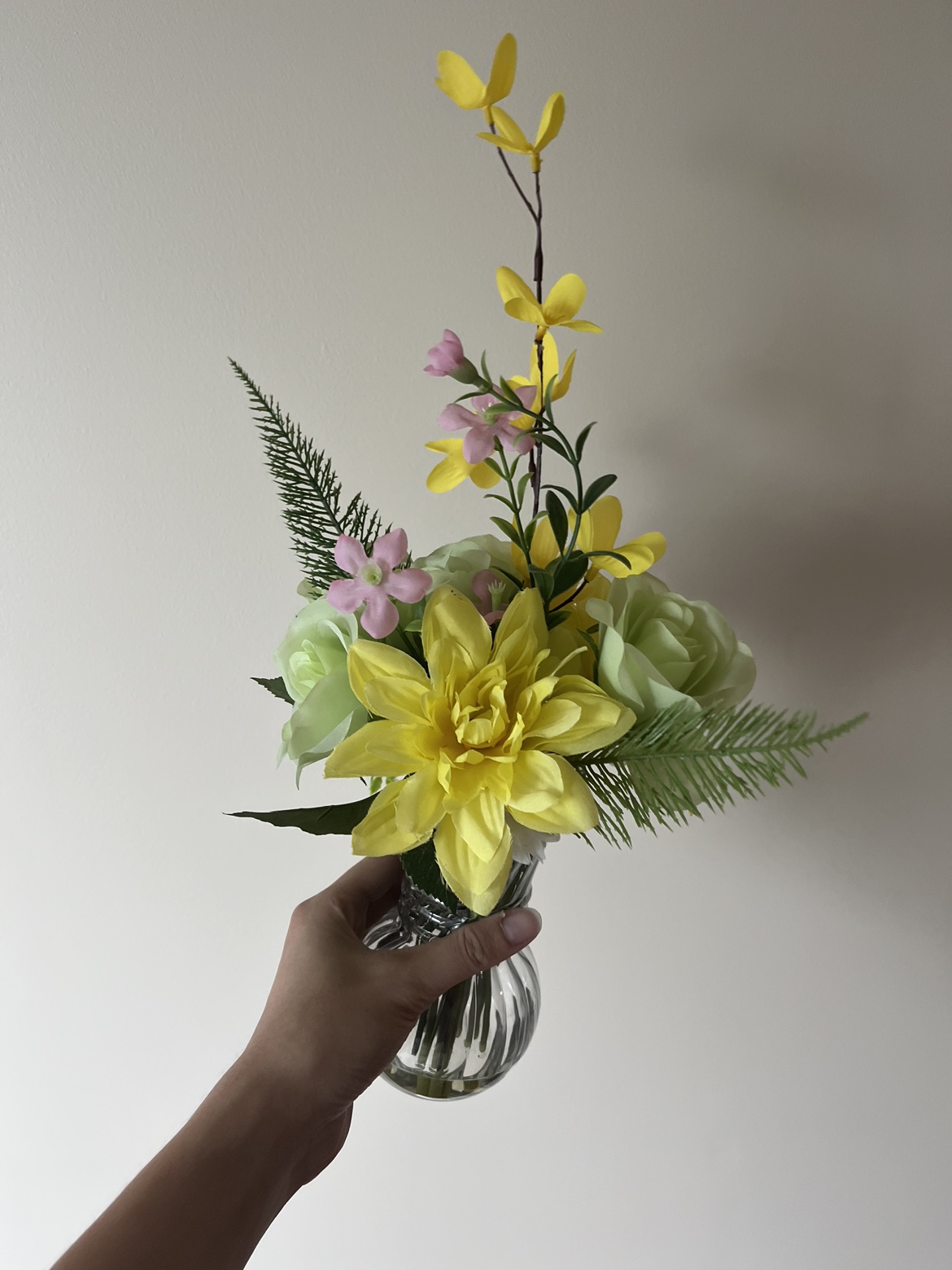 Artificial flowers thumbnail
