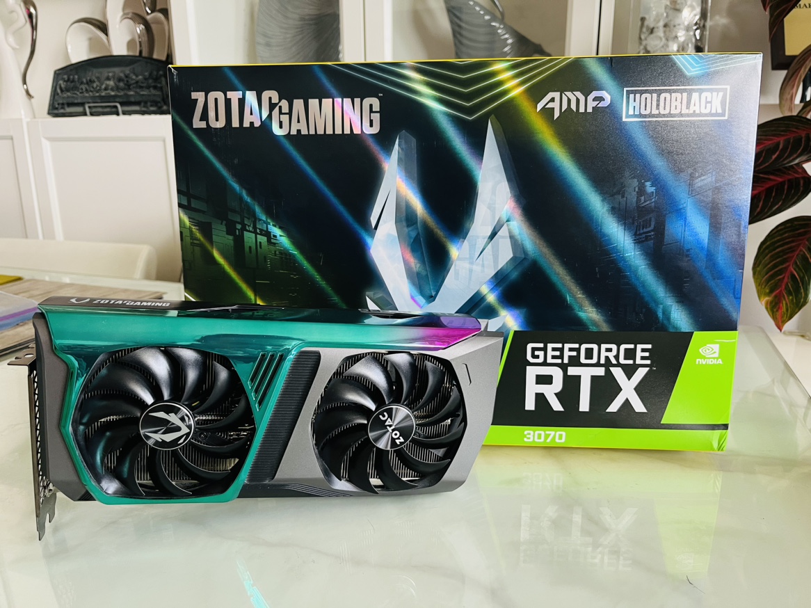 ZOTAC RTX 3070 8GB HOLOBLACK AMP thumbnail