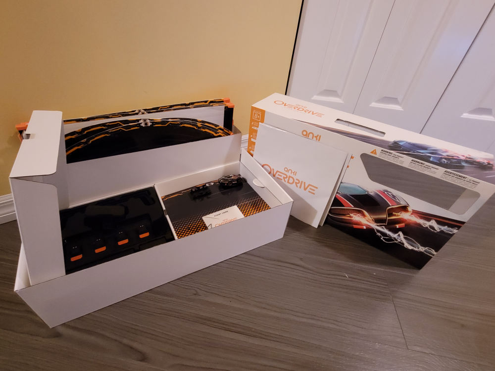 BUNDLE - Anki Overdrive Robotic Battle Racing Starter Kit image indicator(3)