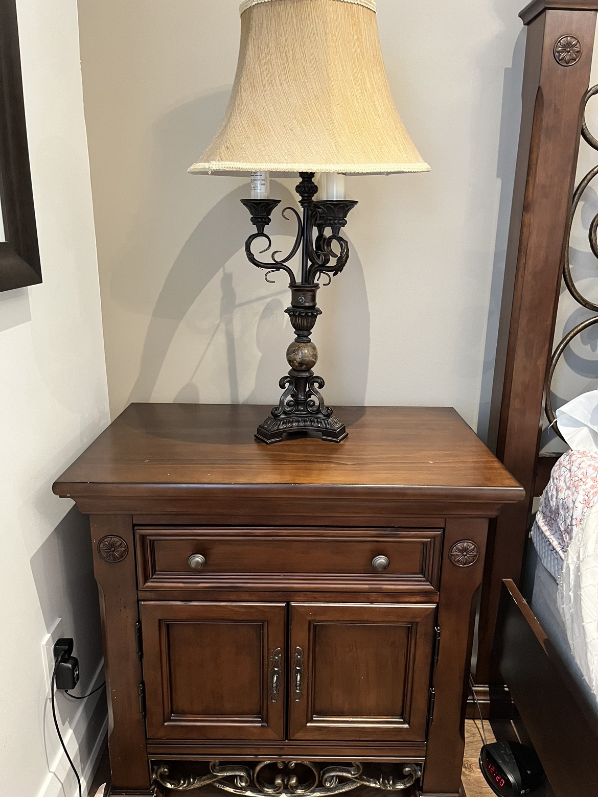 Bedroom Set image indicator(3)