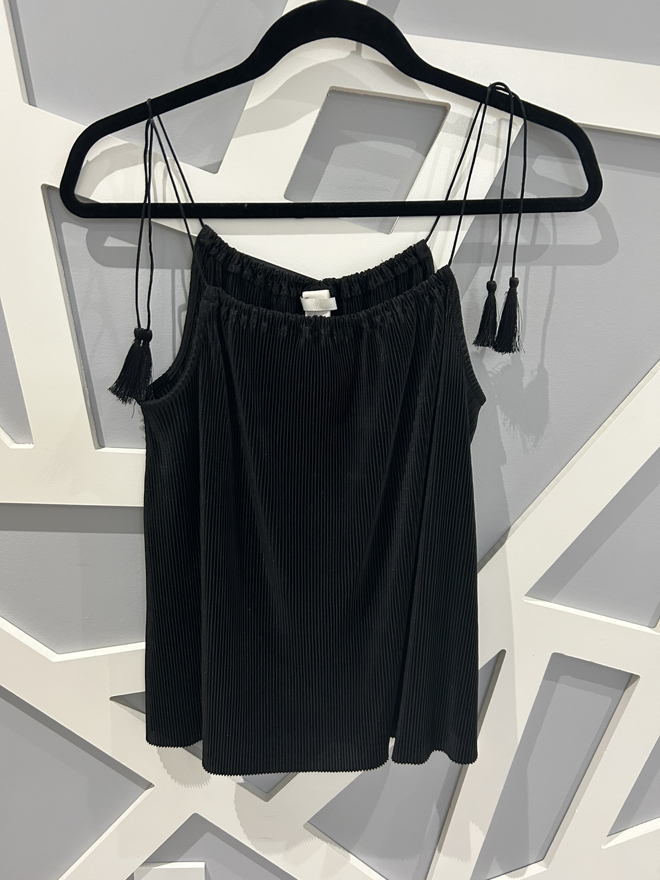 Women’s Shorts image indicator(10)