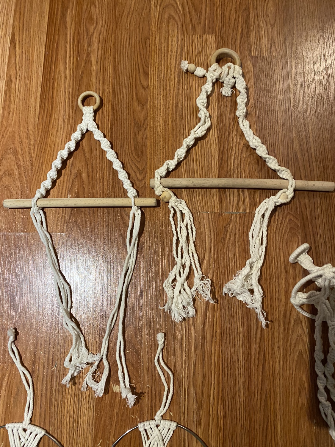 MACRAME 16 PIECES PLANT/ WALL DECORATION & FRUIT STORAGE image indicator(4)