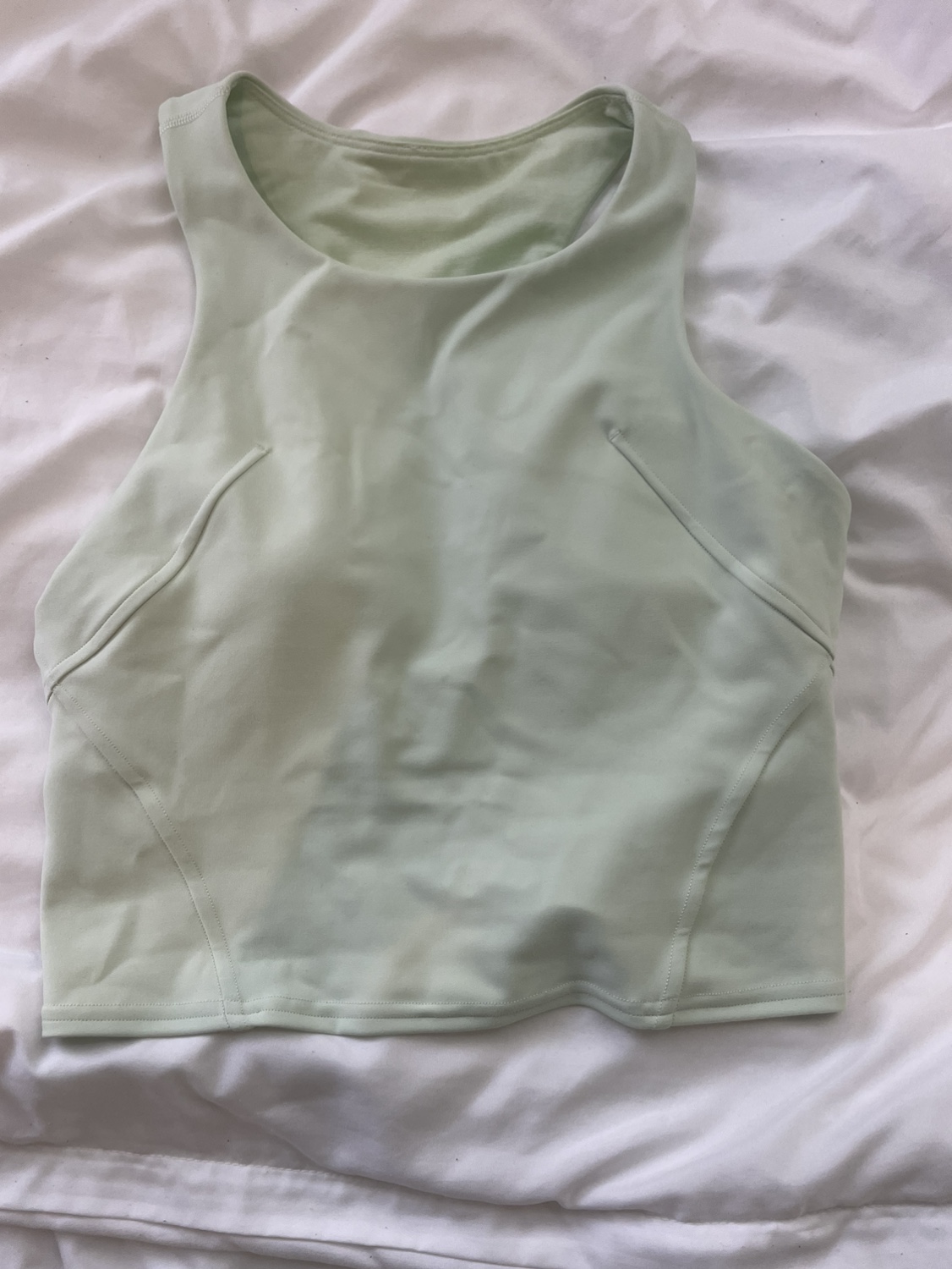 Lululemon top image indicator(2)